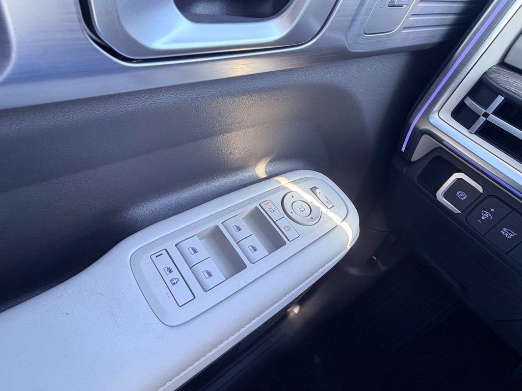 2027 Hyundai SANTA FE HYBRID Limited