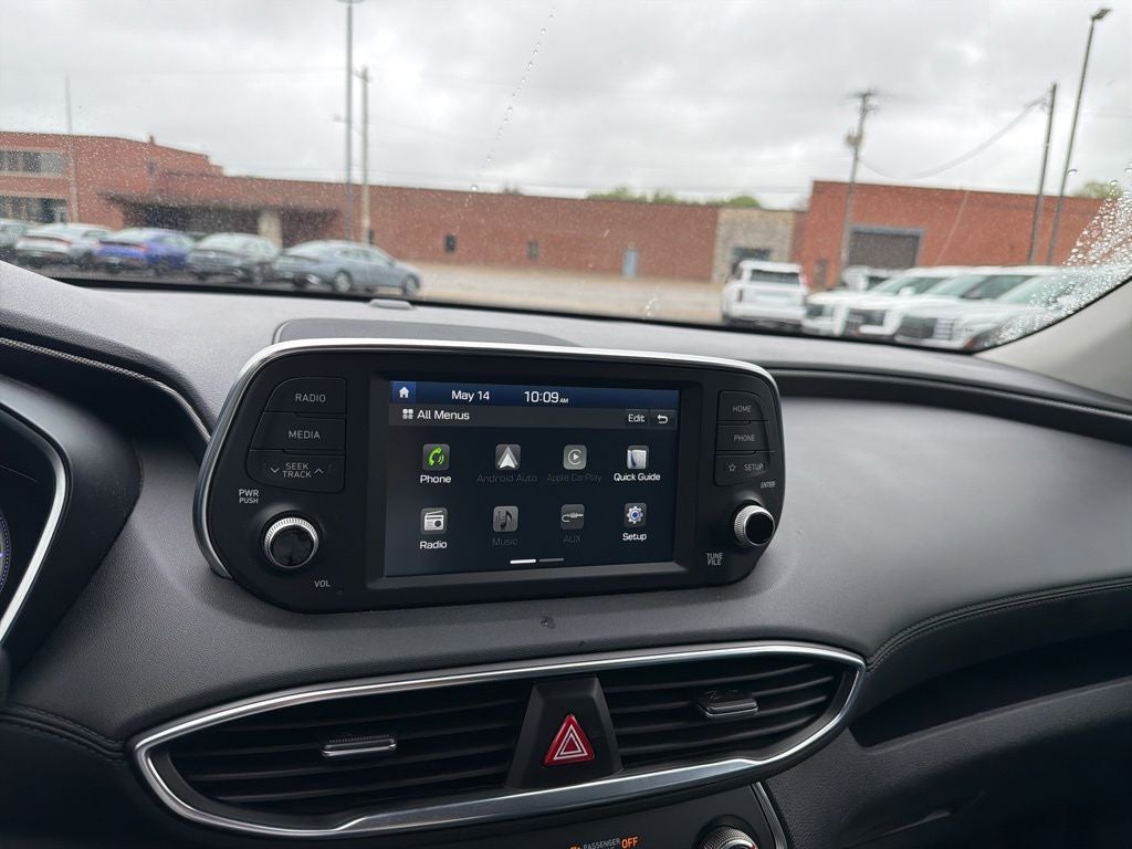 2019 Hyundai SANTA FE SE