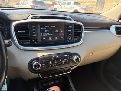 2018 Kia Sorento LX