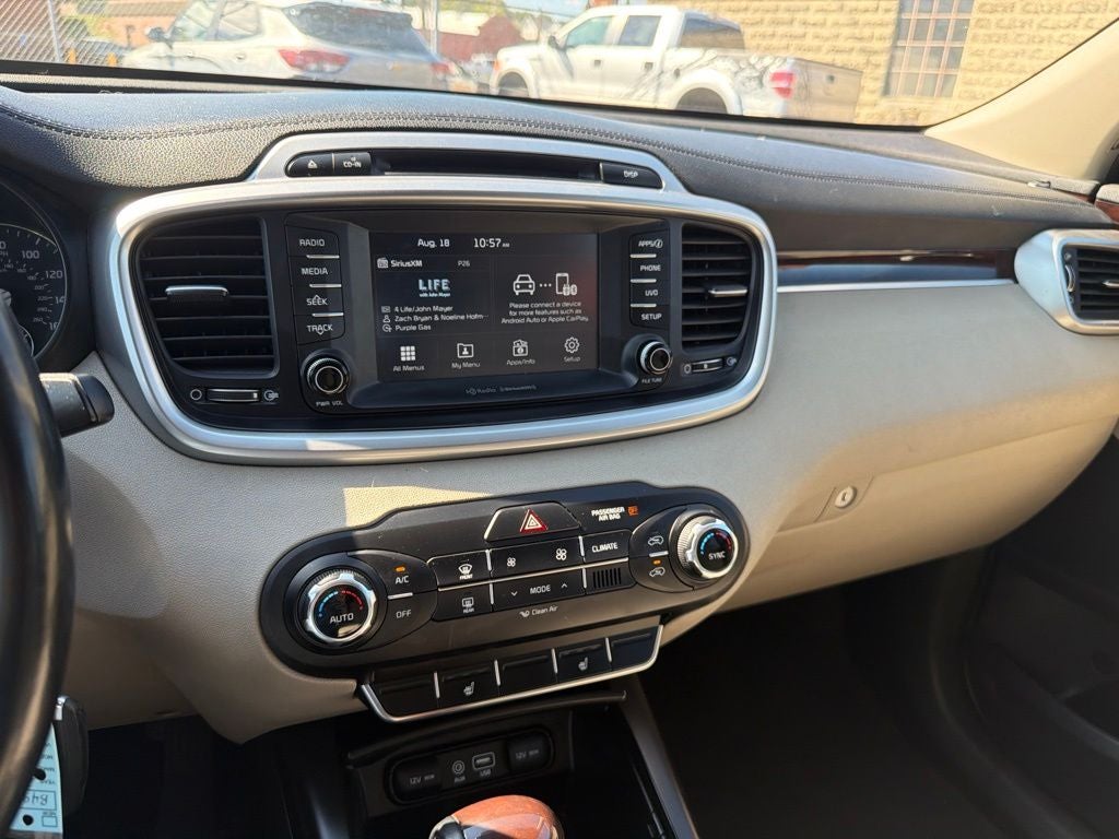 2018 Kia Sorento LX