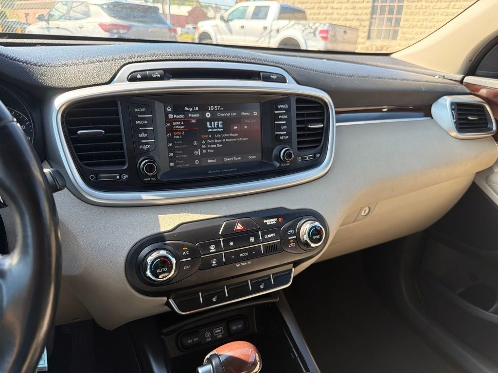 2018 Kia Sorento LX