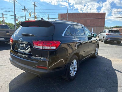 2018 Kia Sorento LX