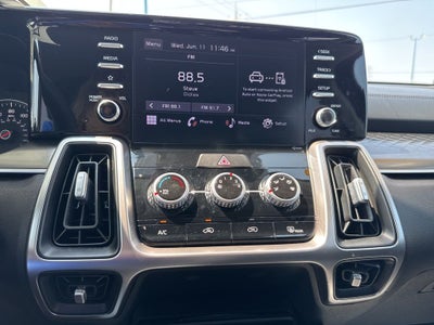 2022 Kia Sorento LX