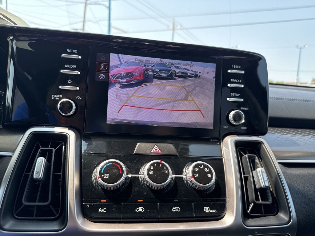 2022 Kia Sorento LX