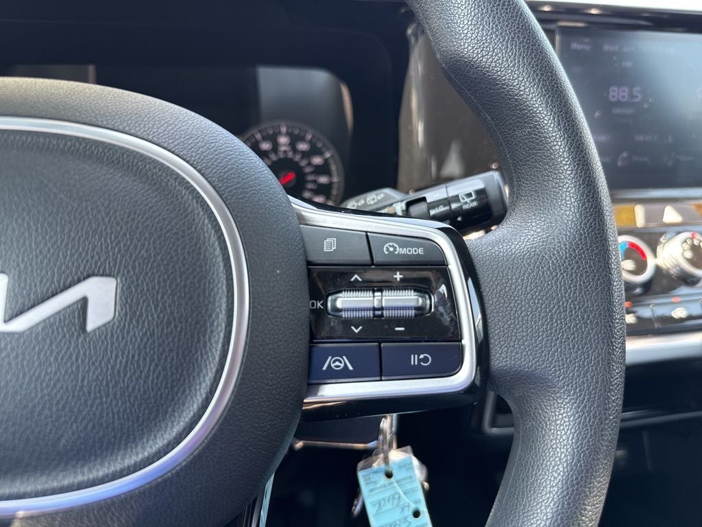 2022 Kia Sorento LX