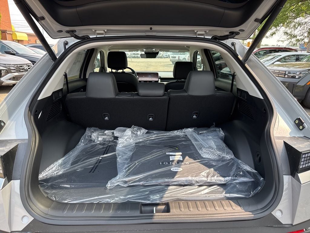 2025 Hyundai IONIQ 5 SEL