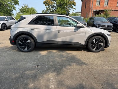 2025 Hyundai IONIQ 5 SEL