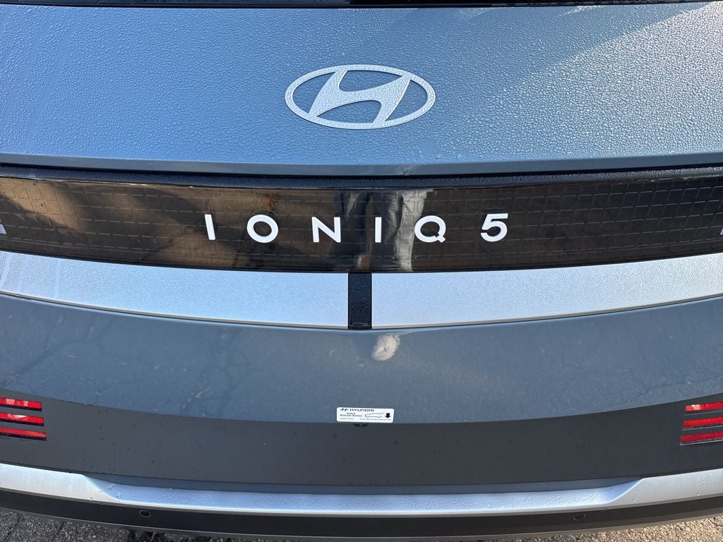 2025 Hyundai IONIQ 5 SEL