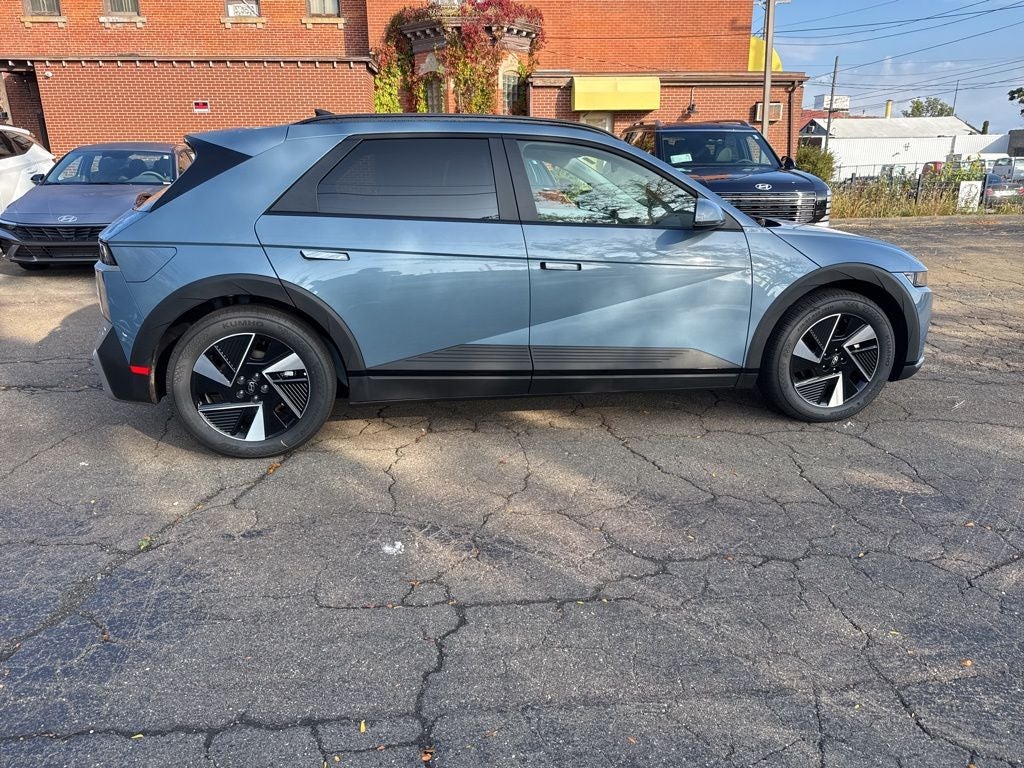 2025 Hyundai IONIQ 5 SEL
