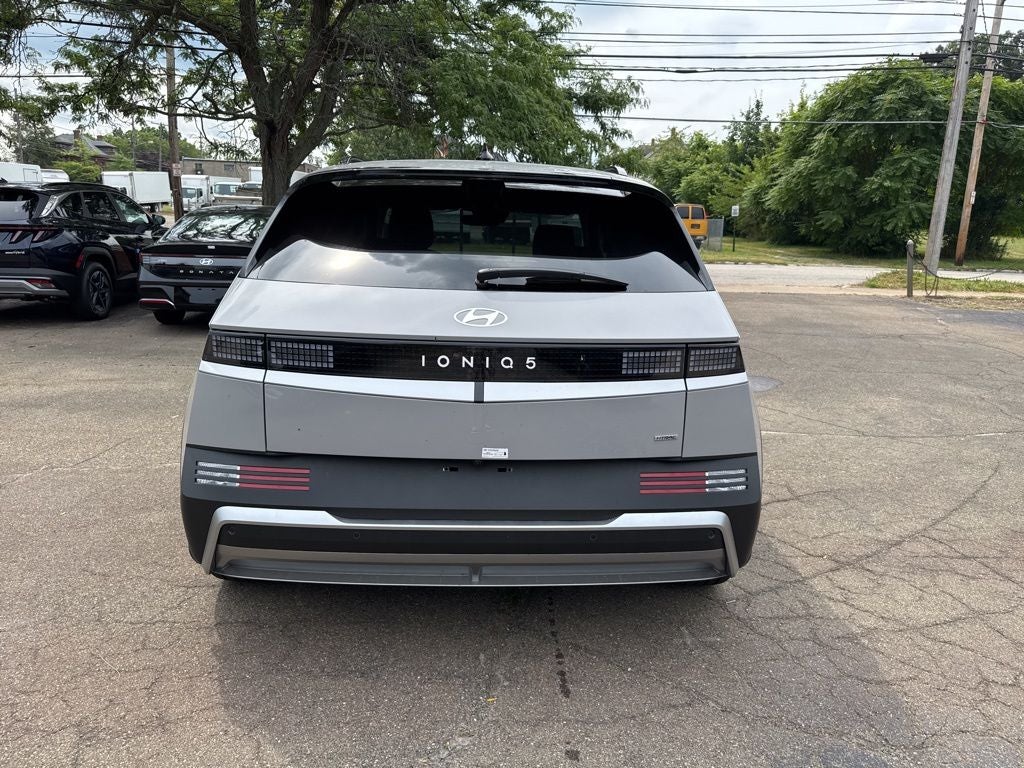 2025 Hyundai IONIQ 5 SEL