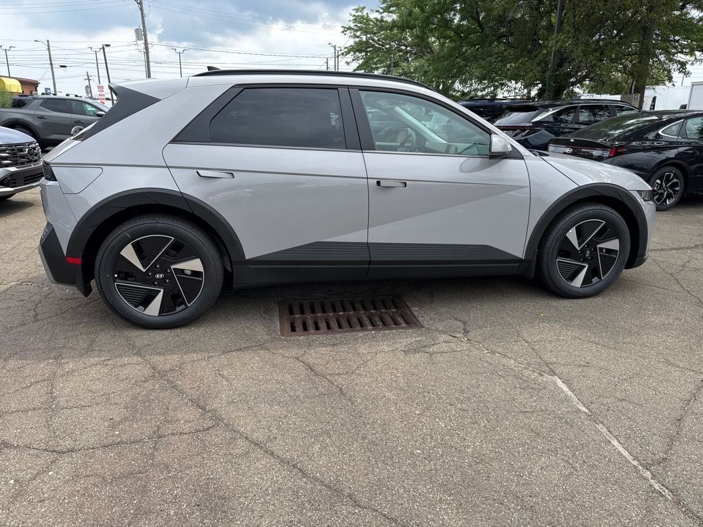 2025 Hyundai IONIQ 5 SEL