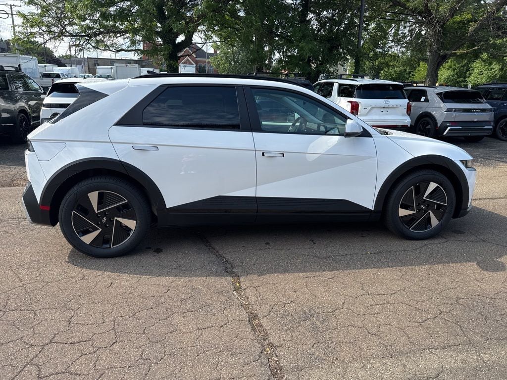 2025 Hyundai IONIQ 5 SEL
