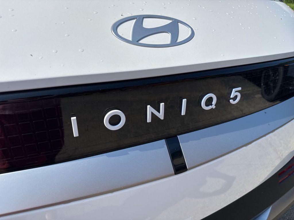 2025 Hyundai IONIQ 5 SEL