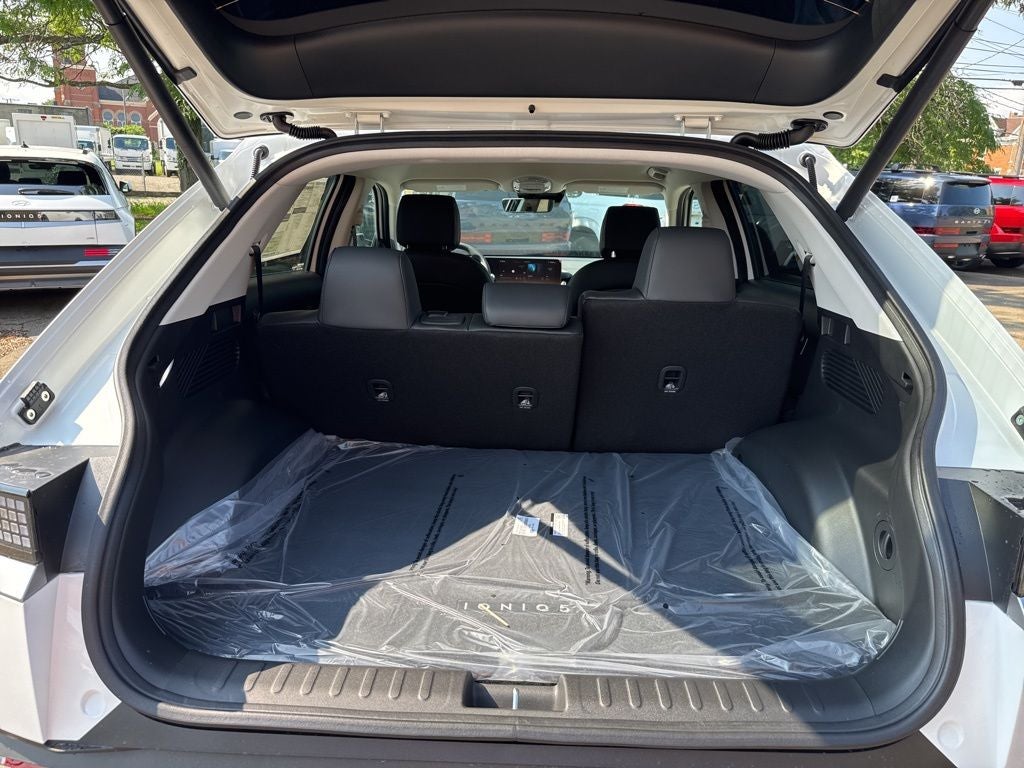 2025 Hyundai IONIQ 5 SEL