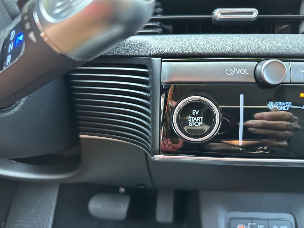 2025 Hyundai IONIQ 5 SEL