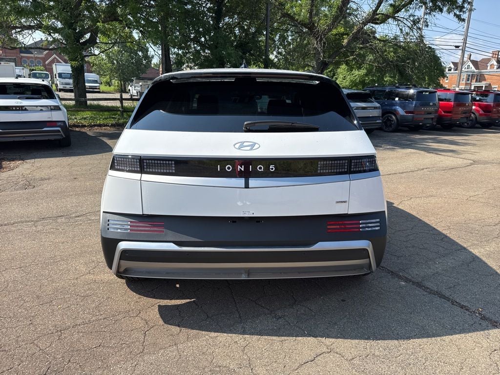 2025 Hyundai IONIQ 5 SEL