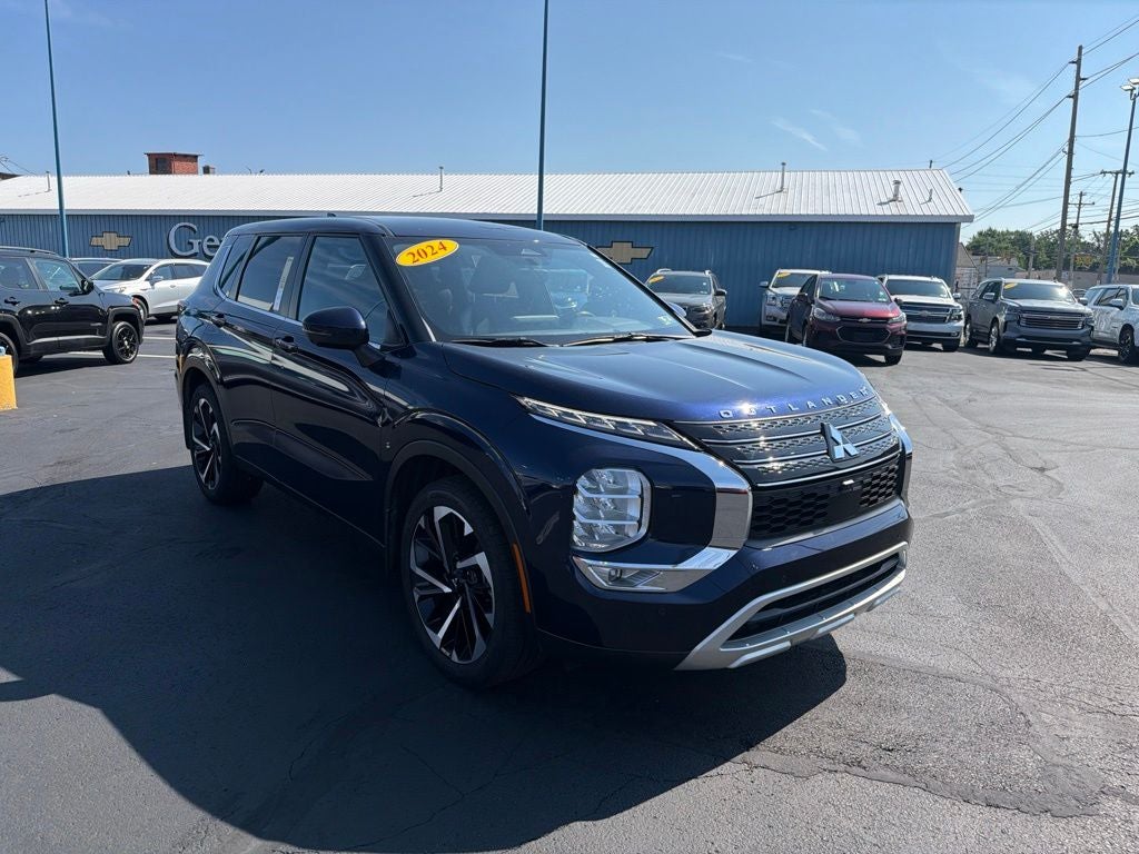 2024 Mitsubishi Outlander SE