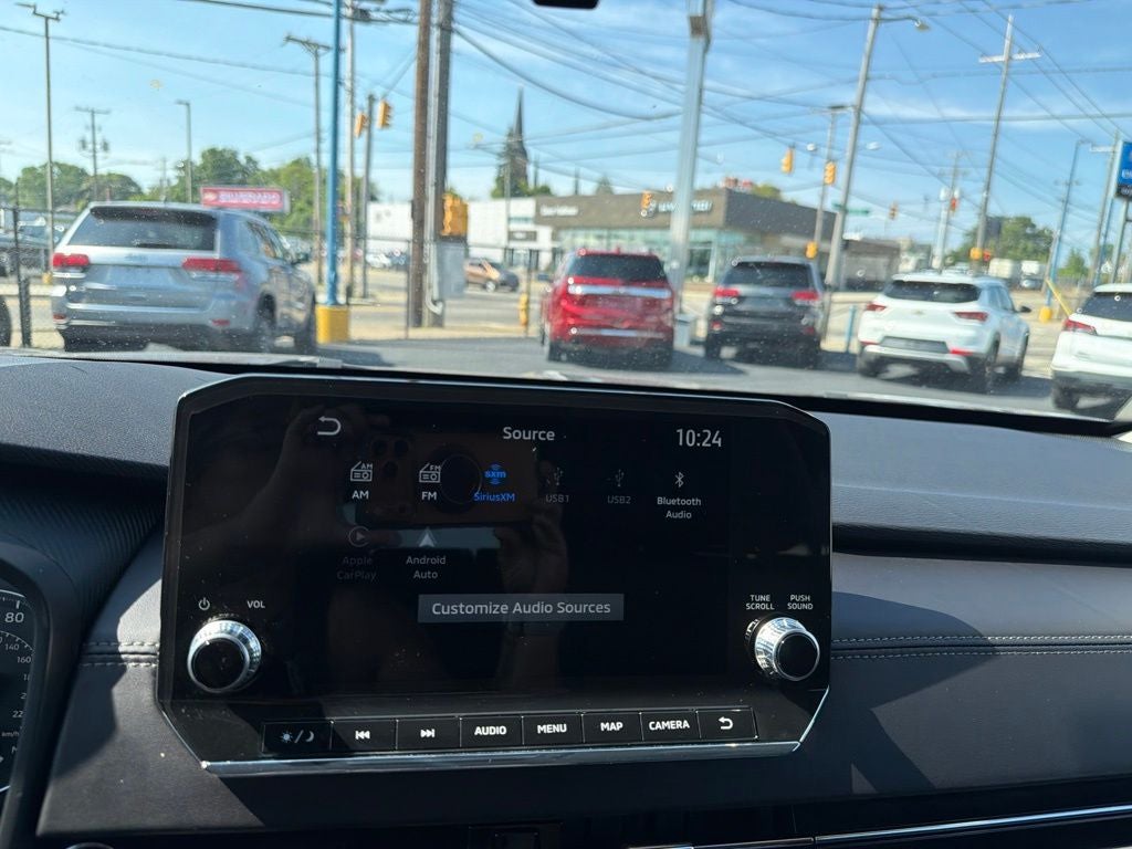 2024 Mitsubishi Outlander SE