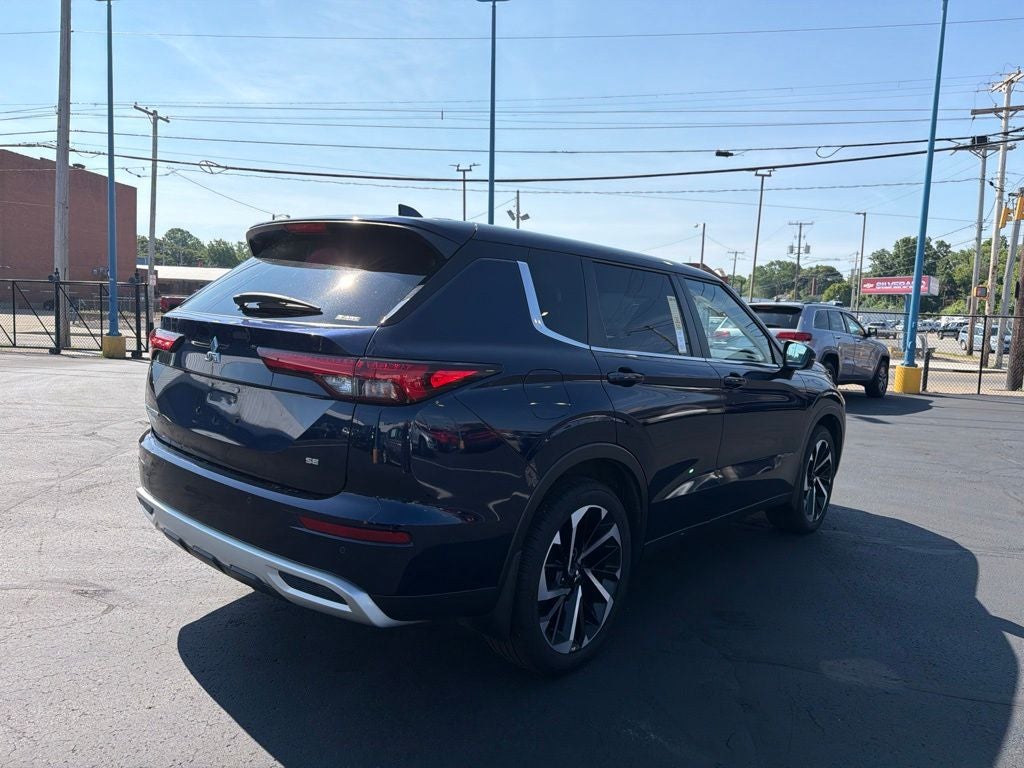 2024 Mitsubishi Outlander SE