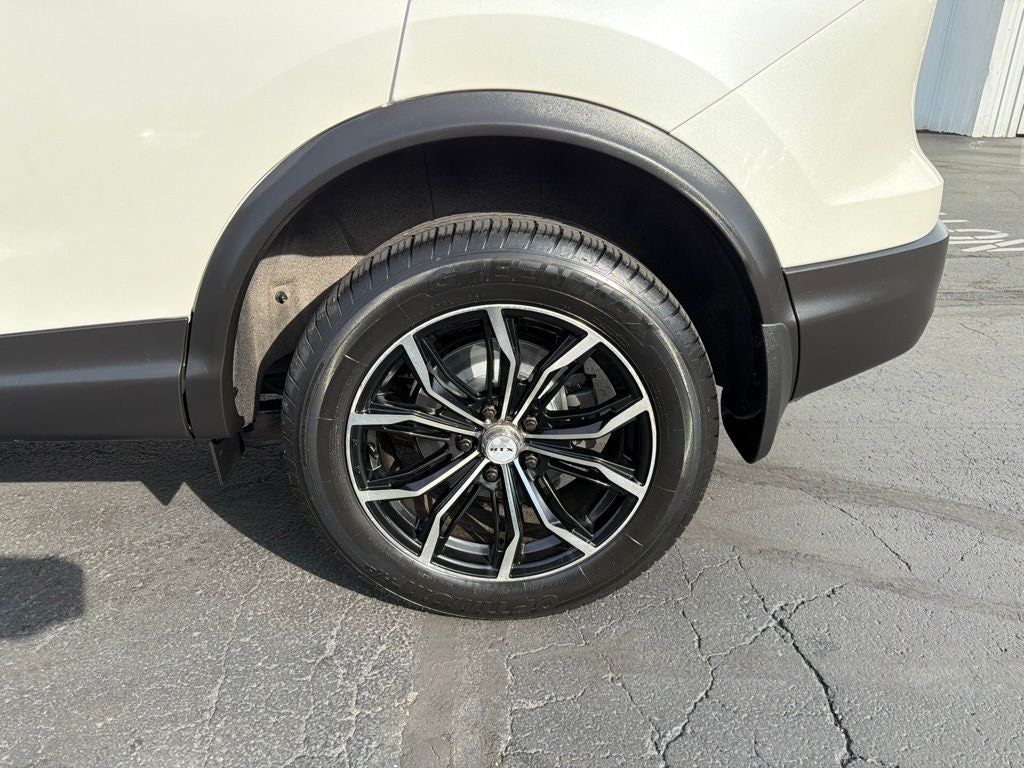 2018 Nissan Rogue Sport SV
