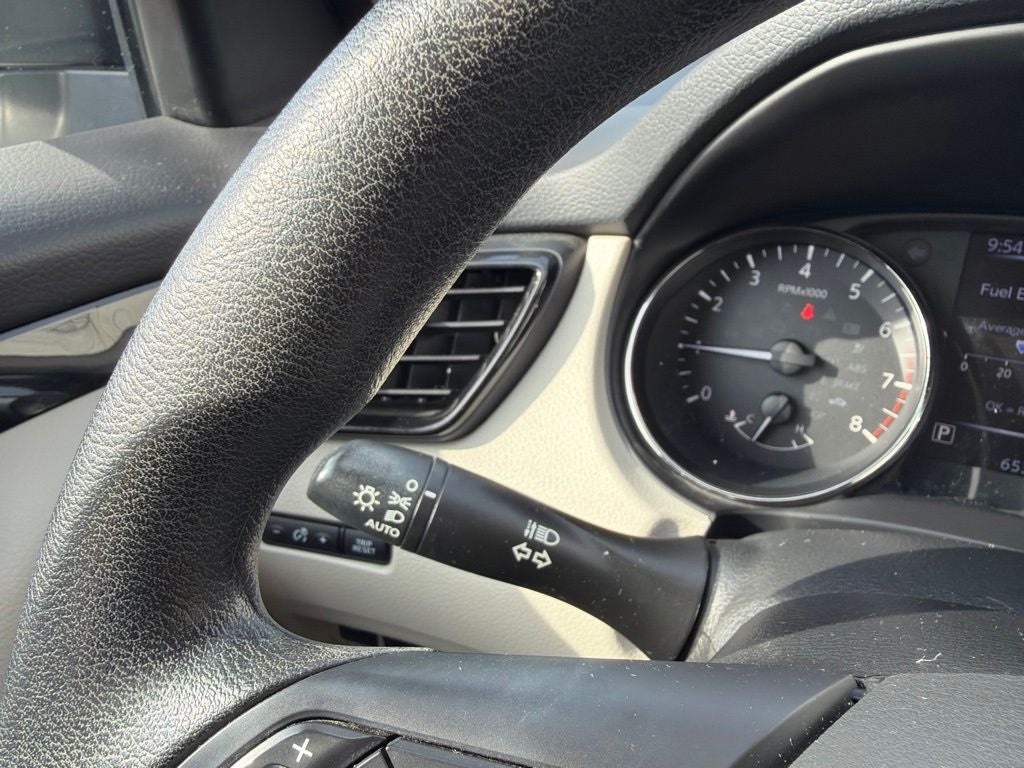 2018 Nissan Rogue Sport SV