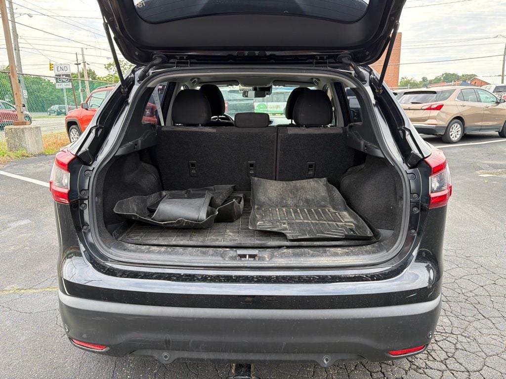 2020 Nissan Rogue Sport SV