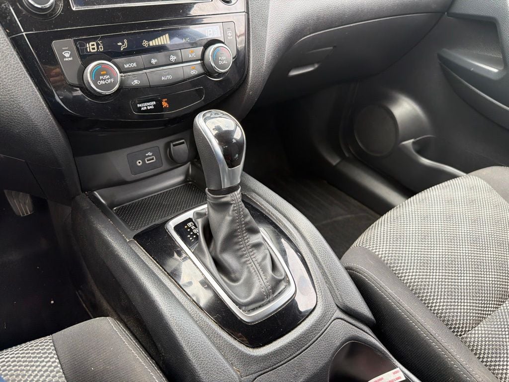 2020 Nissan Rogue Sport SV