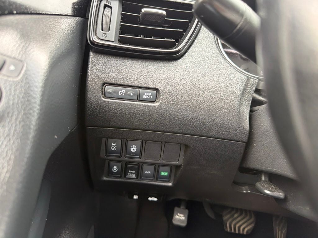2020 Nissan Rogue Sport SV