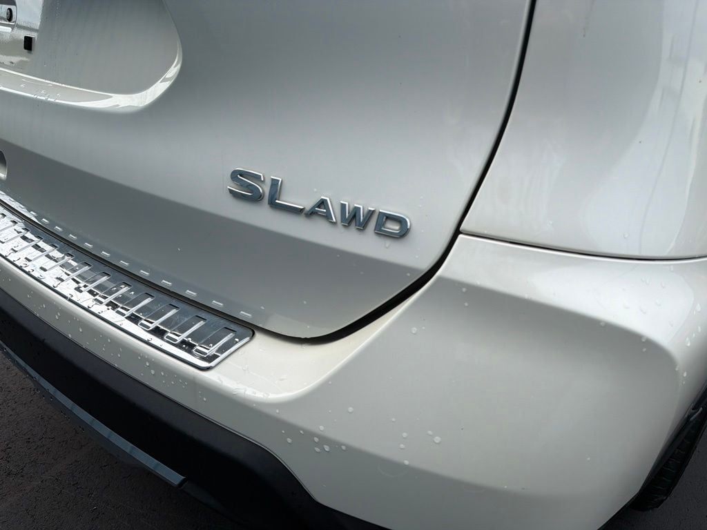 2017 Nissan Rogue SL