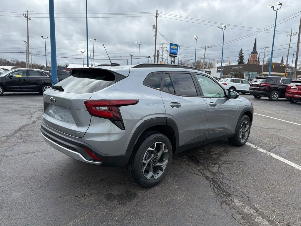 2024 Chevrolet Trax LT