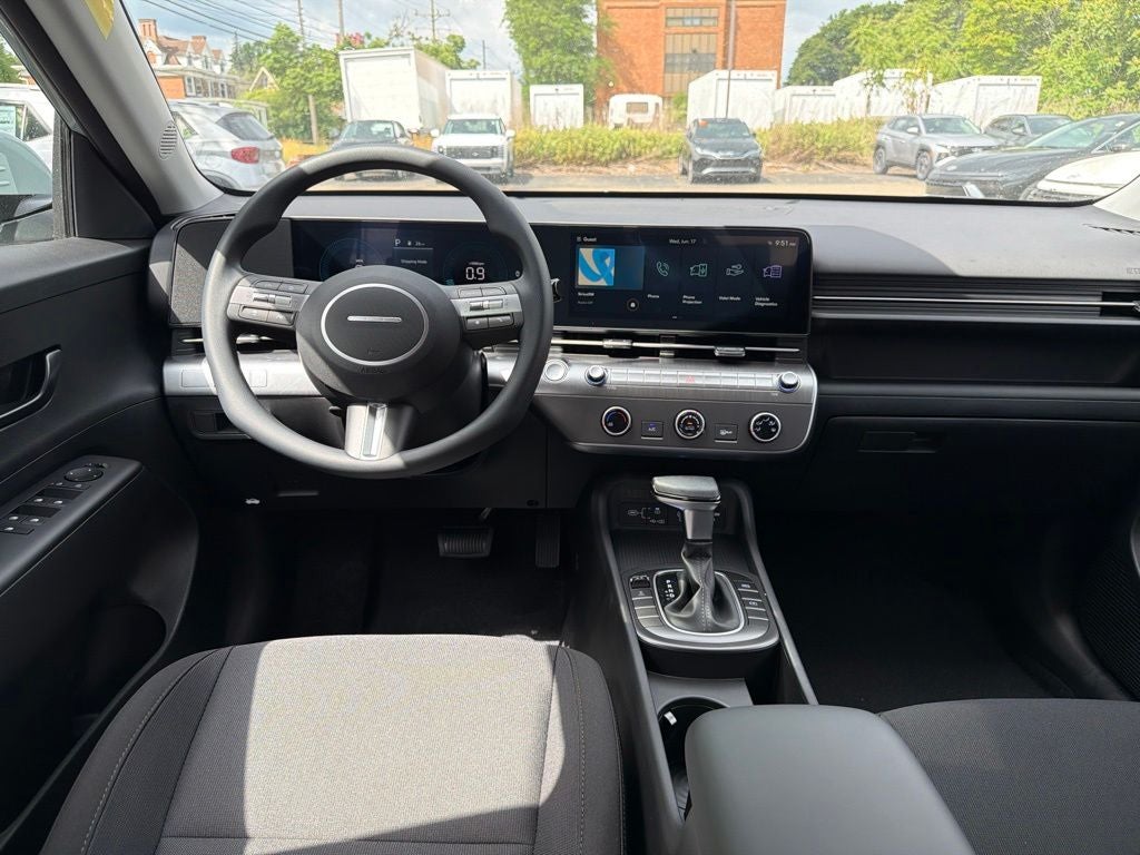 2026 Hyundai KONA SE