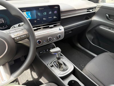 2026 Hyundai KONA SE