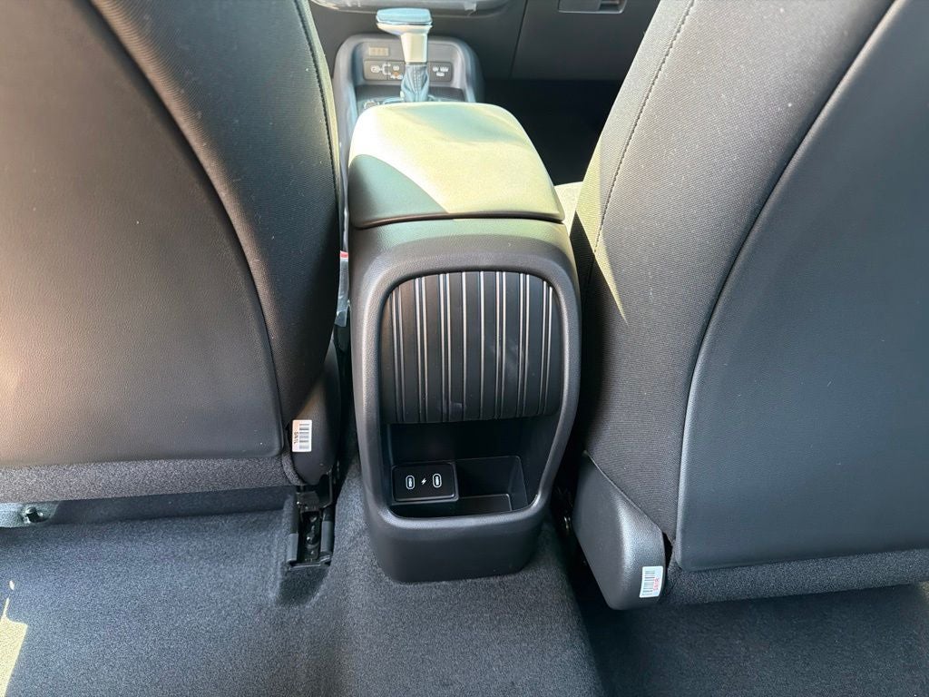 2027 Hyundai KONA SE