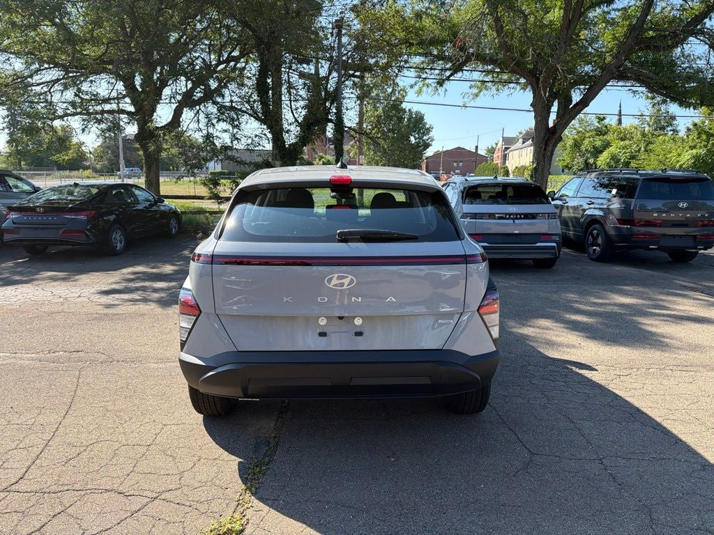 2027 Hyundai KONA SE