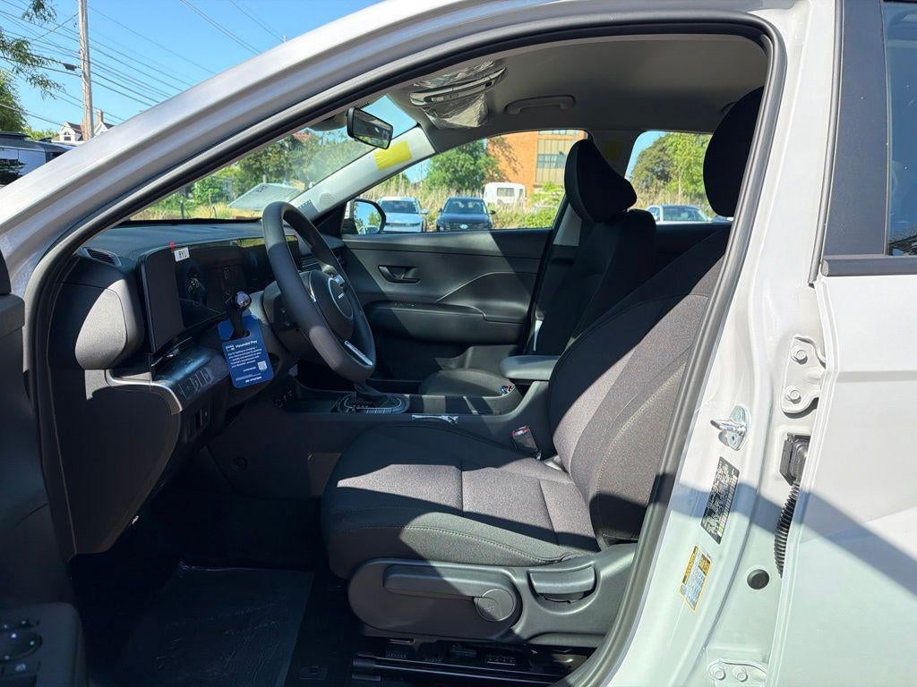 2027 Hyundai KONA SE