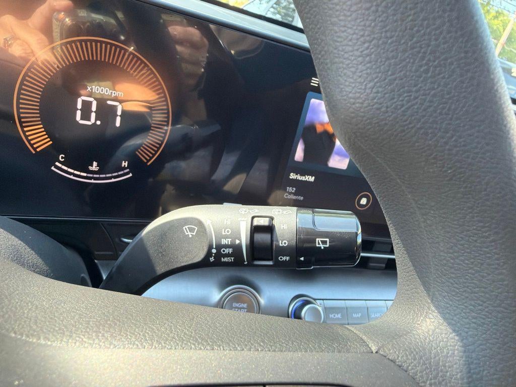 2027 Hyundai KONA SE