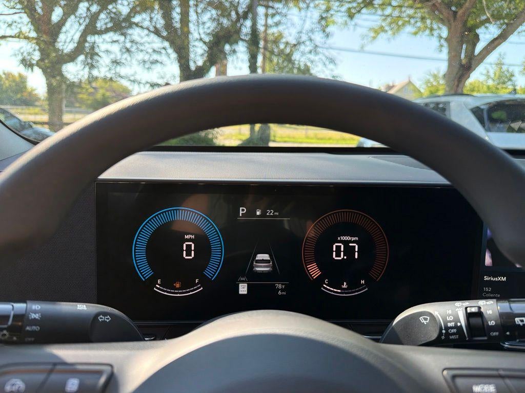 2027 Hyundai KONA SE