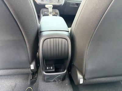 2027 Hyundai KONA SE