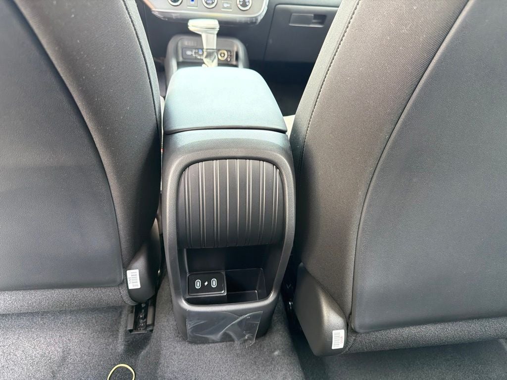 2027 Hyundai KONA SE