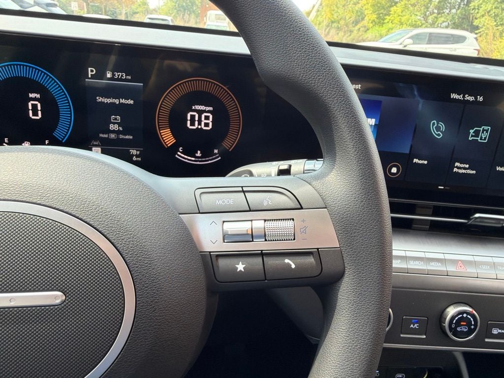 2027 Hyundai KONA SE
