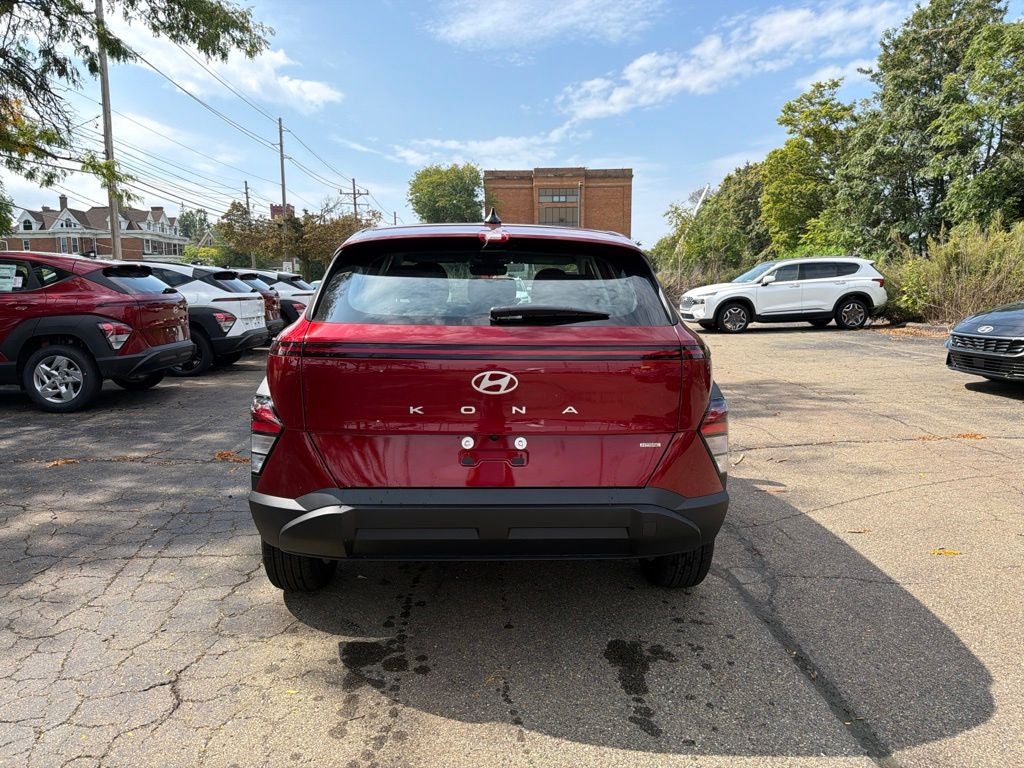 2027 Hyundai KONA SE