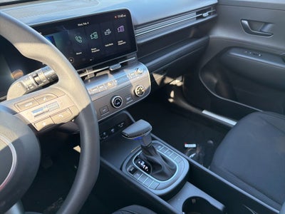 2026 Hyundai KONA SE