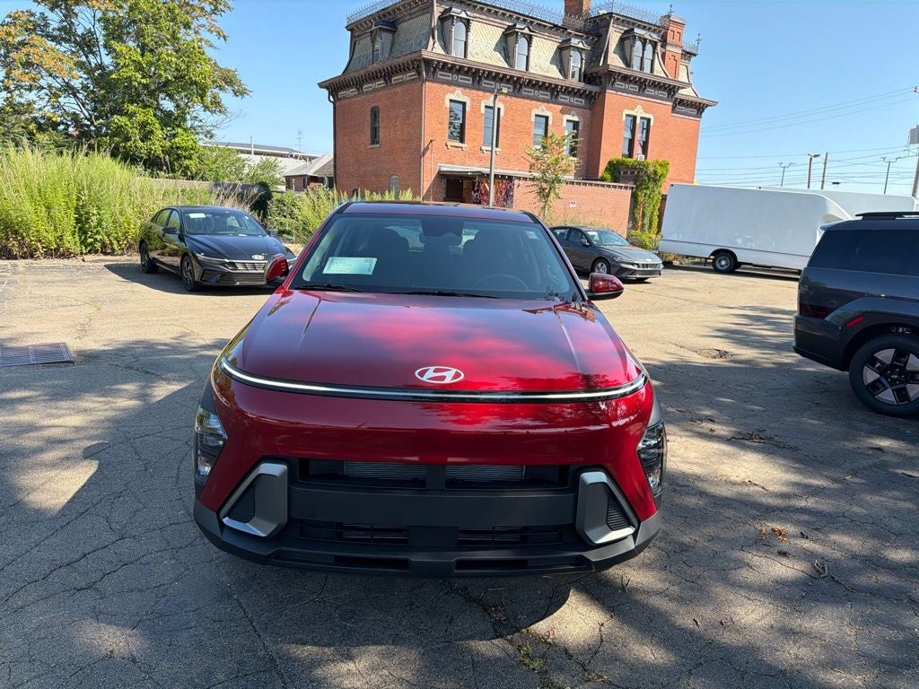 2027 Hyundai KONA SE
