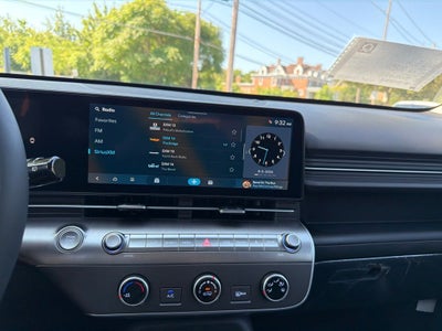 2027 Hyundai KONA SE