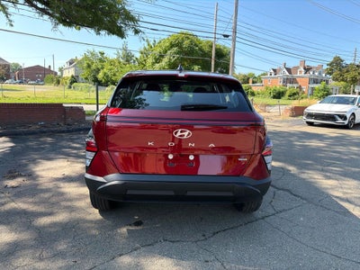 2027 Hyundai KONA SE