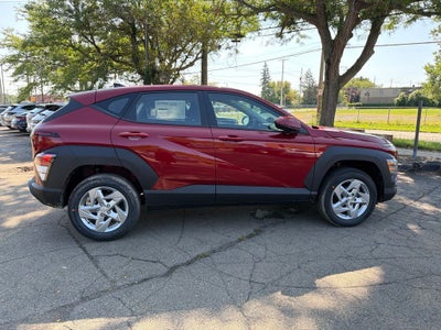 2027 Hyundai KONA SE