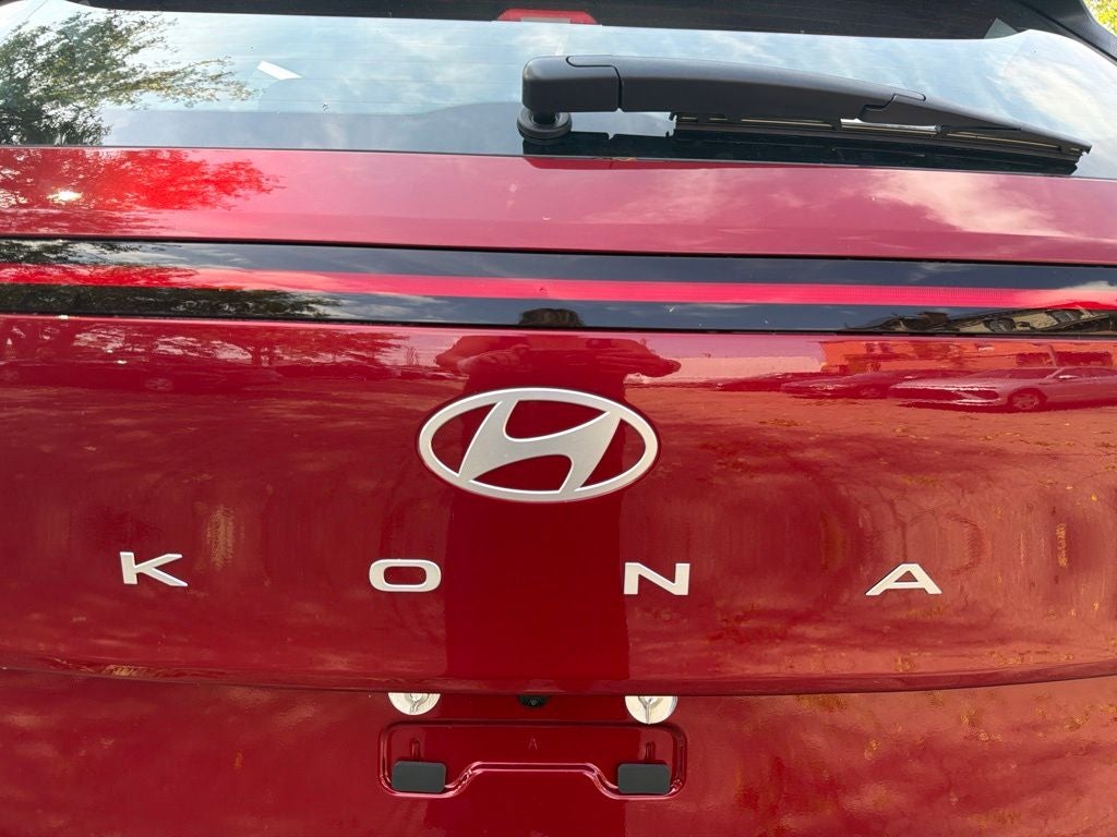 2027 Hyundai KONA SE