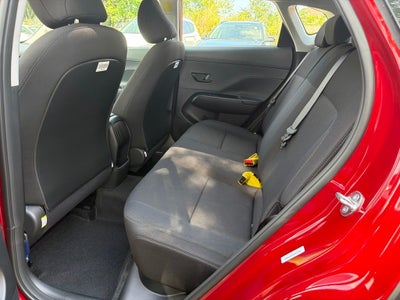 2027 Hyundai KONA SE