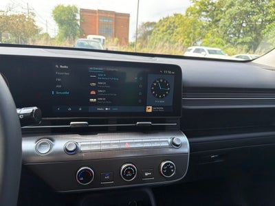 2027 Hyundai KONA SE