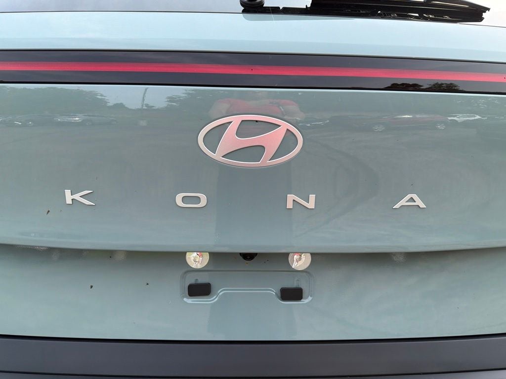 2027 Hyundai KONA SE